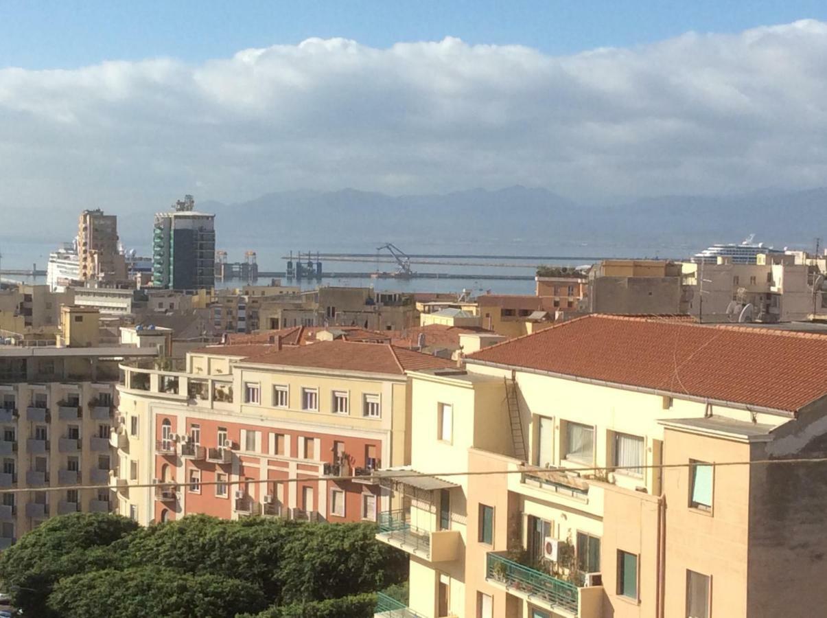 Sky And Sea Apartment Cagliari Ngoại thất bức ảnh