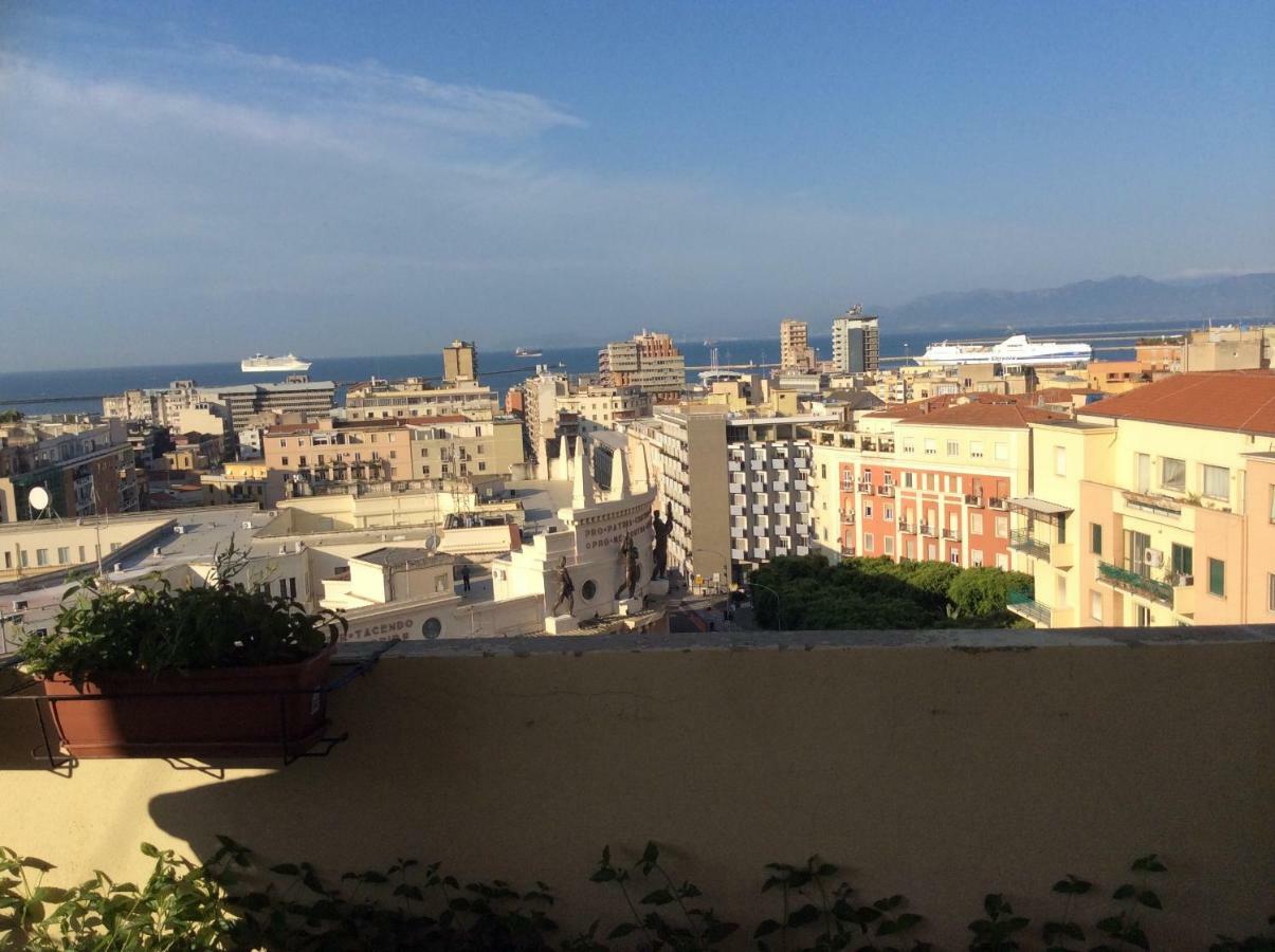Sky And Sea Apartment Cagliari Ngoại thất bức ảnh